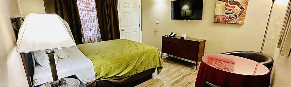 Stylishly Decorated Boutique Motel Rooms, Moses Lake